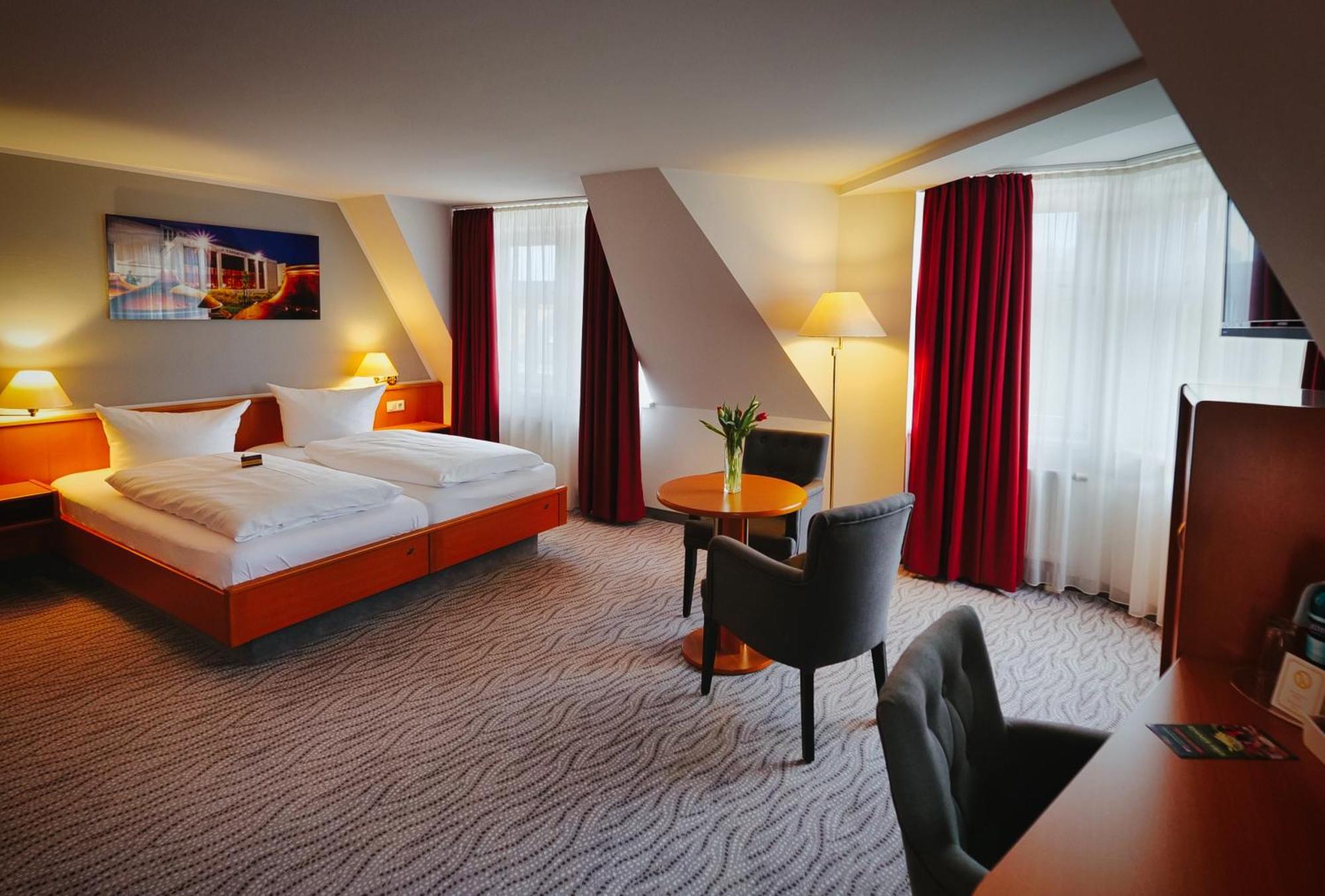 Kaiserhof Hotel 3*